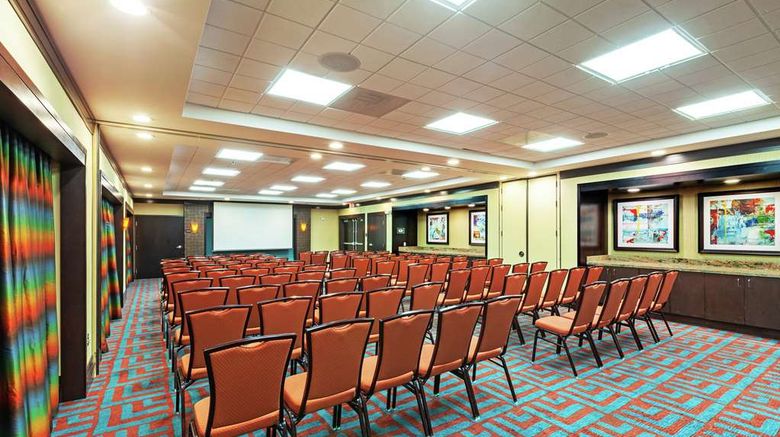 <b>Hampton Inn & Suites Houston North IAH Meeting</b>. Images powered by <a href="https://iceportal.shijigroup.com/" title="IcePortal" target="_blank">IcePortal</a>.