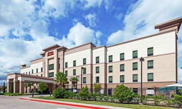Hampton Inn & Suites Houston North IAH