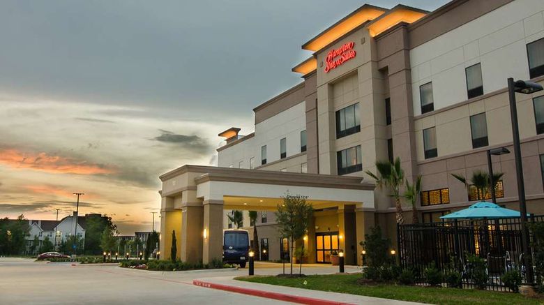 <b>Hampton Inn & Suites Houston North IAH Exterior</b>. Images powered by <a href="https://iceportal.shijigroup.com/" title="IcePortal" target="_blank">IcePortal</a>.