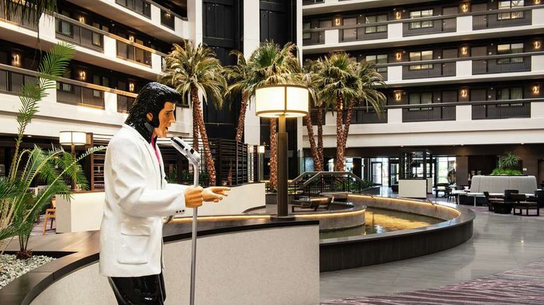 <b>Embassy Suites by Hilton Las Vegas Lobby</b>. Images powered by <a href="https://iceportal.shijigroup.com/" title="IcePortal" target="_blank">IcePortal</a>.