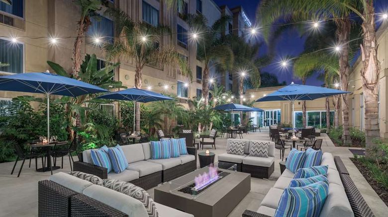 <b>Doubletree Hotel Los Angeles/Commerce Exterior</b>. Images powered by <a href="https://iceportal.shijigroup.com/" title="IcePortal" target="_blank">IcePortal</a>.