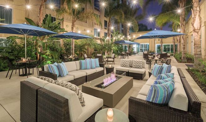 Doubletree Hotel Los Angeles/Commerce Exterior
