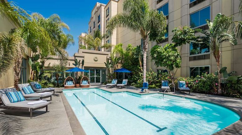 <b>Doubletree Hotel Los Angeles/Commerce Pool</b>. Images powered by <a href="https://iceportal.shijigroup.com/" title="IcePortal" target="_blank">IcePortal</a>.