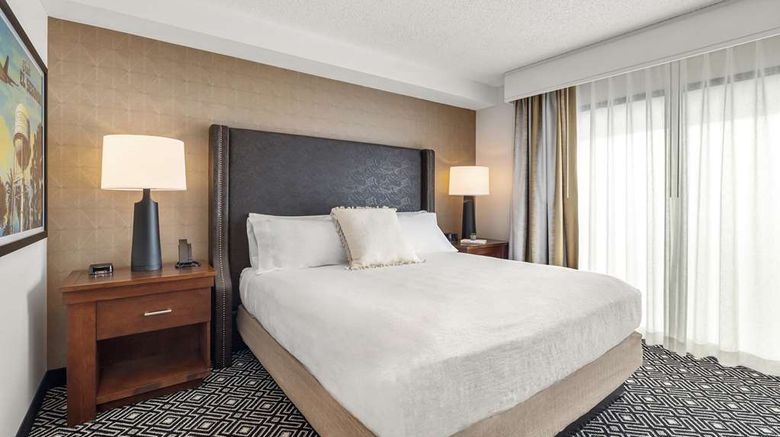 <b>Embassy Suites Hotel LAX South Room</b>. Images powered by <a href="https://iceportal.shijigroup.com/" title="IcePortal" target="_blank">IcePortal</a>.