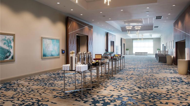 <b>DoubleTree by Hilton Orlando Theme Park Meeting</b>. Images powered by <a href="https://iceportal.shijigroup.com/" title="IcePortal" target="_blank">IcePortal</a>.