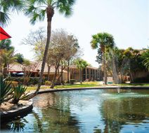 DoubleTree by Hilton Orlando Theme Park Exterior