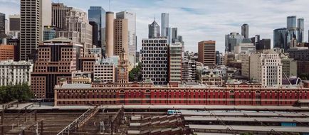DoubleTree by Hilton, Flinders Street Exterior