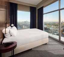 DoubleTree by Hilton, Flinders Street Room