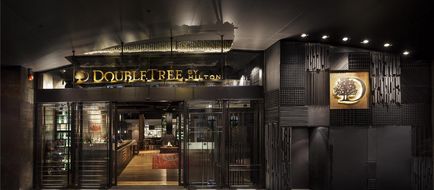 DoubleTree by Hilton, Flinders Street Exterior