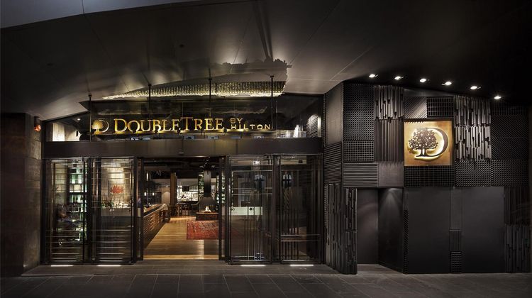 DoubleTree by Hilton, Flinders Street Exterior