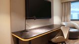 <b>Hilton Mexico City Airport Room</b>. Images powered by <a href="https://iceportal.shijigroup.com/" title="IcePortal" target="_blank">IcePortal</a>.