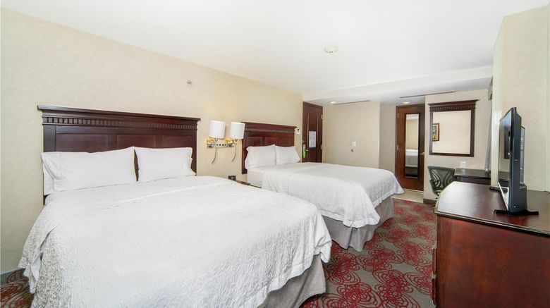 <b>Hampton Inn & Suites Centro Historico Room</b>. Images powered by <a href="https://iceportal.shijigroup.com/" title="IcePortal" target="_blank">IcePortal</a>.