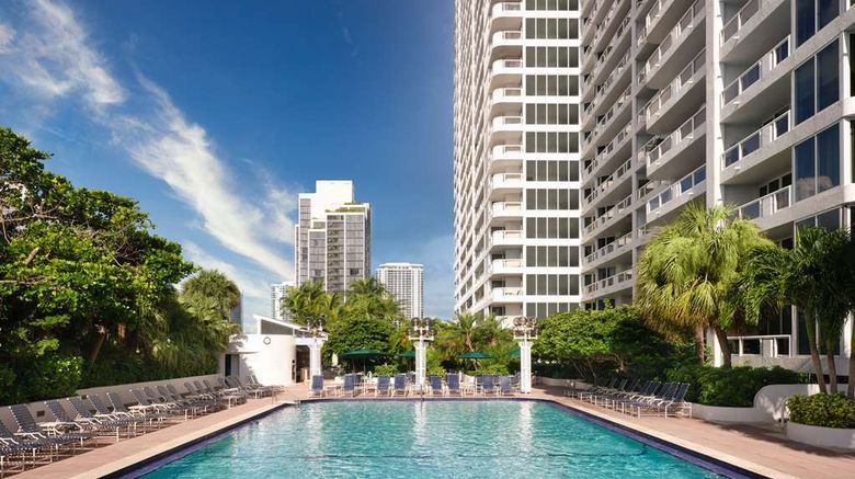 <b>Doubletree by Hilton Grand Biscayne Bay Pool</b>. Images powered by <a href="https://iceportal.shijigroup.com/" title="IcePortal" target="_blank">IcePortal</a>.