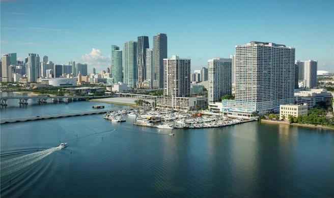 Doubletree by Hilton Grand Biscayne Bay Exterior