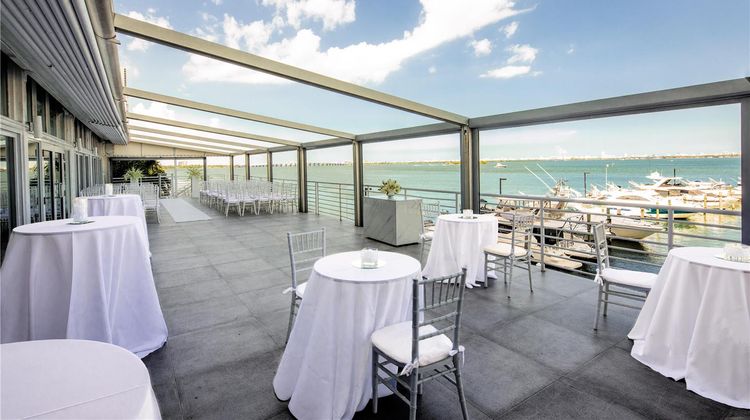 Doubletree by Hilton Grand Biscayne Bay Meeting