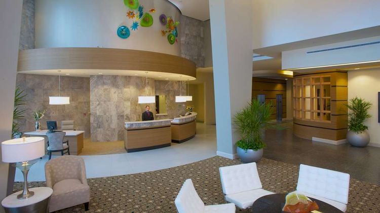 Hampton Inn & Suites Miami Brickell Lobby