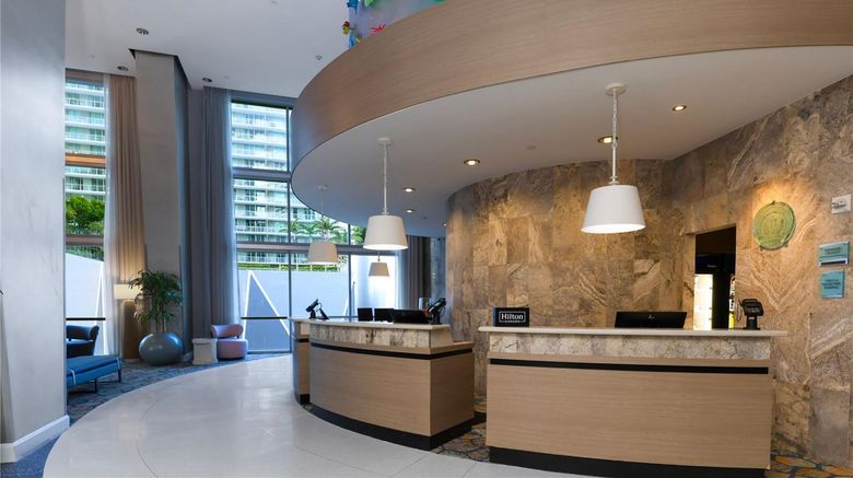 <b>Hampton Inn & Suites Miami Brickell Lobby</b>. Images powered by <a href="https://iceportal.shijigroup.com/" title="IcePortal" target="_blank">IcePortal</a>.