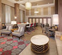 Hampton Inn and Suites Munster Lobby