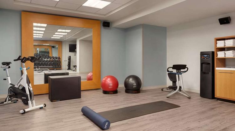 DoubleTree by Hilton New York Downtown Health