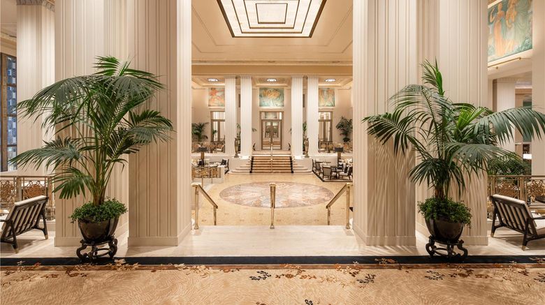 <b>Waldorf Astoria New York Lobby</b>. Images powered by <a href="https://iceportal.shijigroup.com/" title="IcePortal" target="_blank">IcePortal</a>.