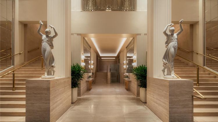 Waldorf Astoria New York Lobby
