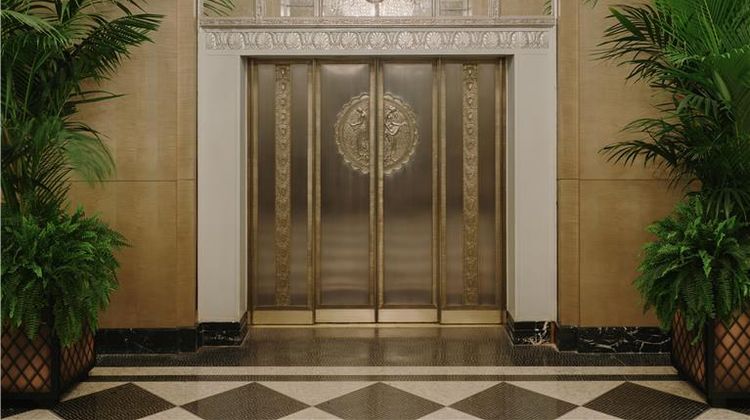 Waldorf Astoria New York Lobby