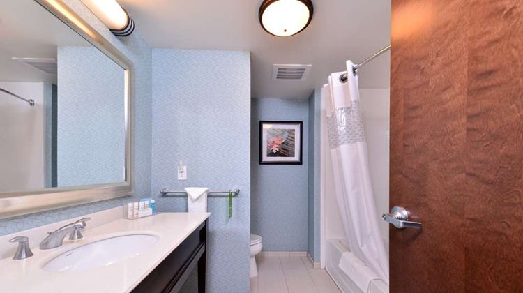 Hampton Inn Potsdam, NY Room