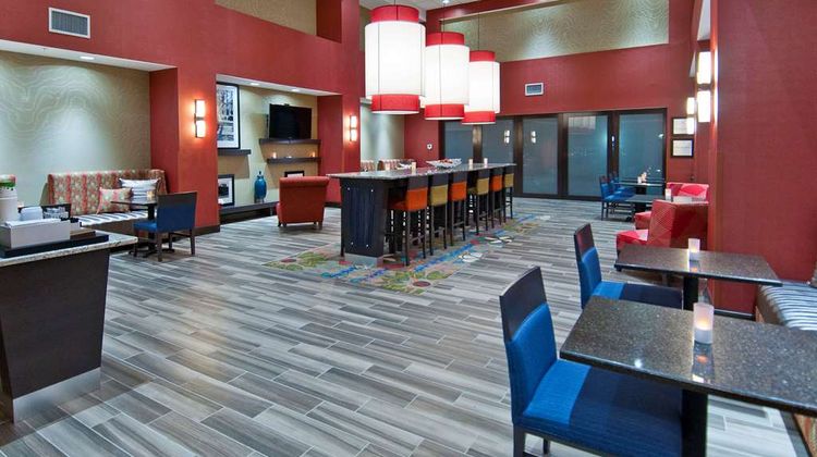 Hampton Inn & Suites Pauls Valley Lobby