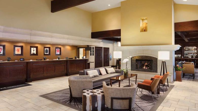 <b>DoubleTree Hotel Ontario Airport Lobby</b>. Images powered by <a href="https://iceportal.shijigroup.com/" title="IcePortal" target="_blank">IcePortal</a>.