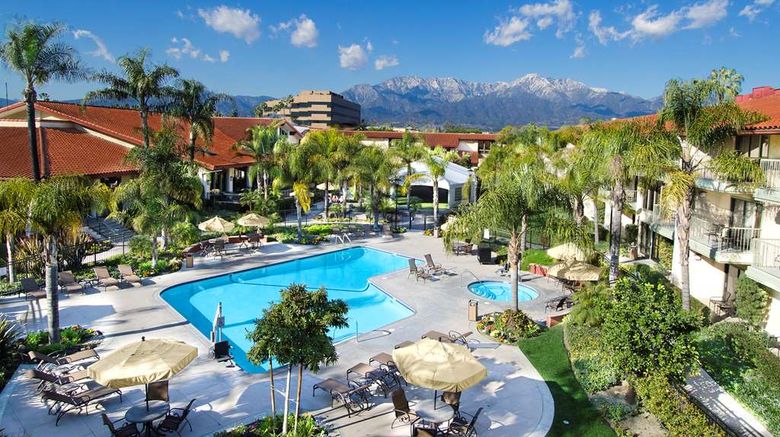 <b>DoubleTree Hotel Ontario Airport Pool</b>. Images powered by <a href="https://iceportal.shijigroup.com/" title="IcePortal" target="_blank">IcePortal</a>.