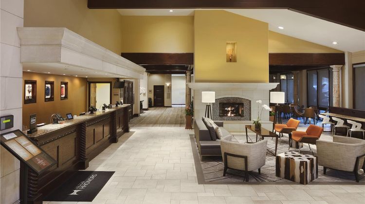 DoubleTree Hotel Ontario Airport Lobby