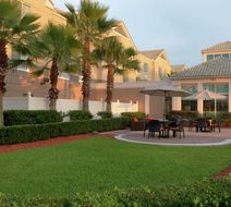 Hilton Garden Inn Orlando East/UCF Area Exterior