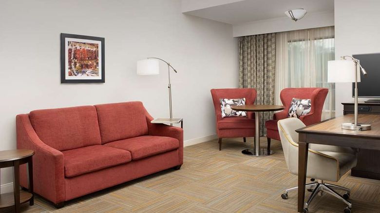 <b>Hampton Inn & Suites Phoenix Tempe Room</b>. Images powered by <a href="https://iceportal.shijigroup.com/" title="IcePortal" target="_blank">IcePortal</a>.