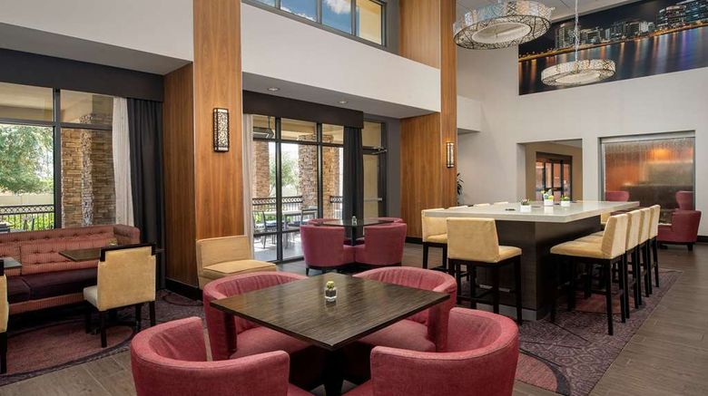 <b>Hampton Inn & Suites Phoenix Tempe Lobby</b>. Images powered by <a href="https://iceportal.shijigroup.com/" title="IcePortal" target="_blank">IcePortal</a>.