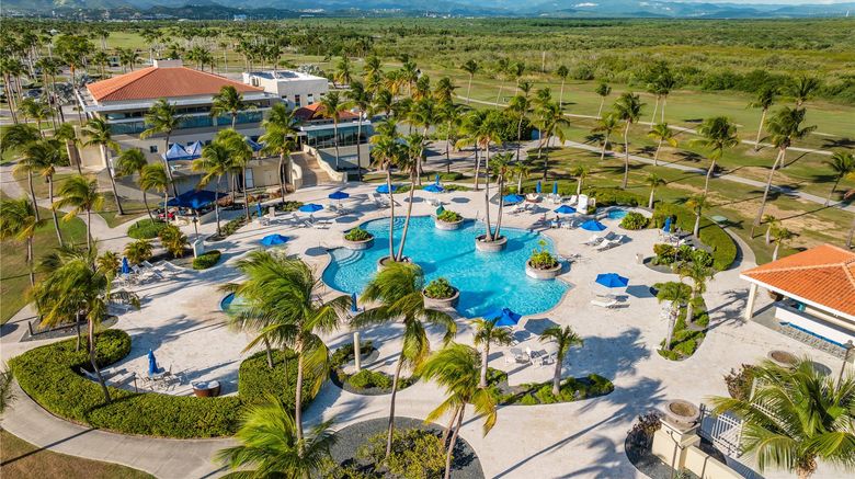 <b>Hilton Ponce Golf & Casino Resort Pool</b>. Images powered by <a href="https://iceportal.shijigroup.com/" title="IcePortal" target="_blank">IcePortal</a>.