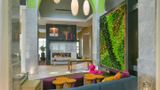 <b>Hilton Garden Inn Raleigh/Crabtree Valle Lobby</b>. Images powered by <a href="https://iceportal.shijigroup.com/" title="IcePortal" target="_blank">IcePortal</a>.