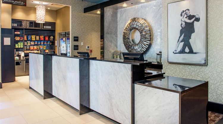 Hilton Garden Inn Raleigh/Crabtree Valle Restaurant