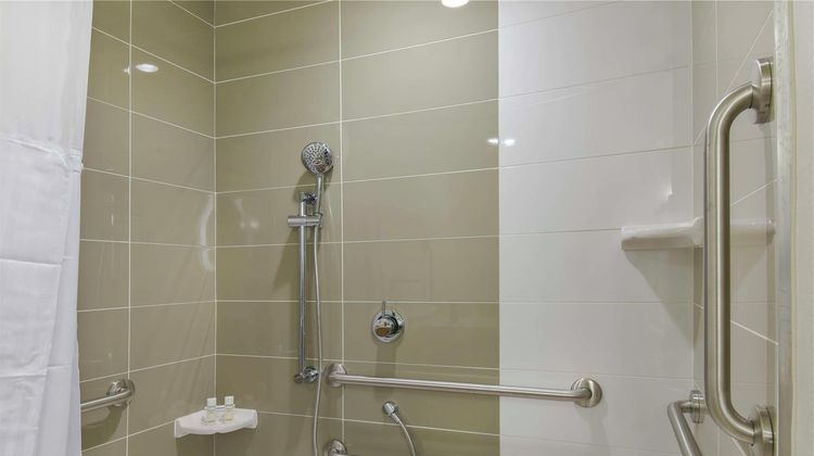 Hilton Garden Inn Raleigh/Crabtree Valle Room