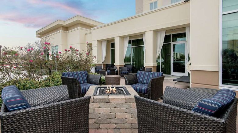 <b>Hilton Garden Inn San Antonio at The Rim Exterior</b>. Images powered by <a href="https://iceportal.shijigroup.com/" title="IcePortal" target="_blank">IcePortal</a>.