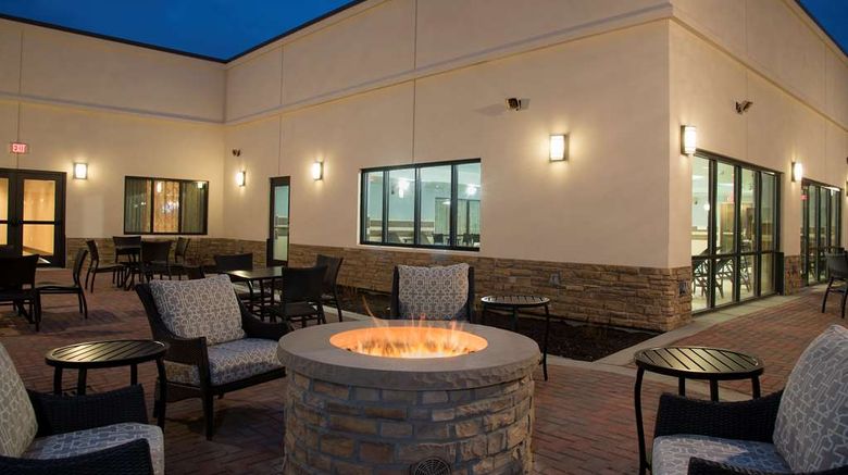 <b>Doubletree by Hilton Schenectady Exterior</b>. Images powered by <a href="https://iceportal.shijigroup.com/" title="IcePortal" target="_blank">IcePortal</a>.
