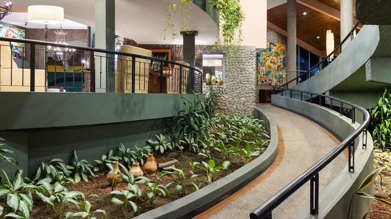 <b>Doubletree Cariari by Hilton San Jose Lobby</b>. Images powered by <a href="https://iceportal.shijigroup.com/" title="IcePortal" target="_blank">IcePortal</a>.