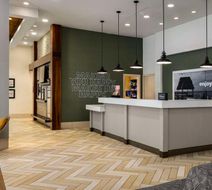 Hampton Inn & Suites San Juan Lobby
