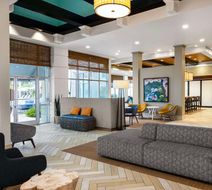 Hampton Inn & Suites San Juan Lobby