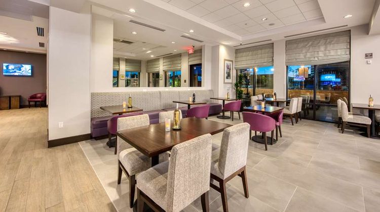 Hilton Garden Inn Orange County Airport Restaurant