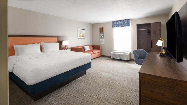 <b>Hampton Inn Somerset Room</b>. Images powered by <a href="https://iceportal.shijigroup.com/" title="IcePortal" target="_blank">IcePortal</a>.