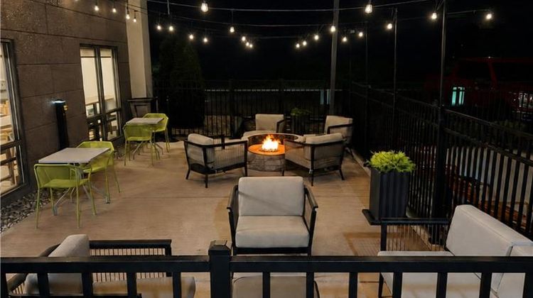 Hampton Inn Summersville Exterior