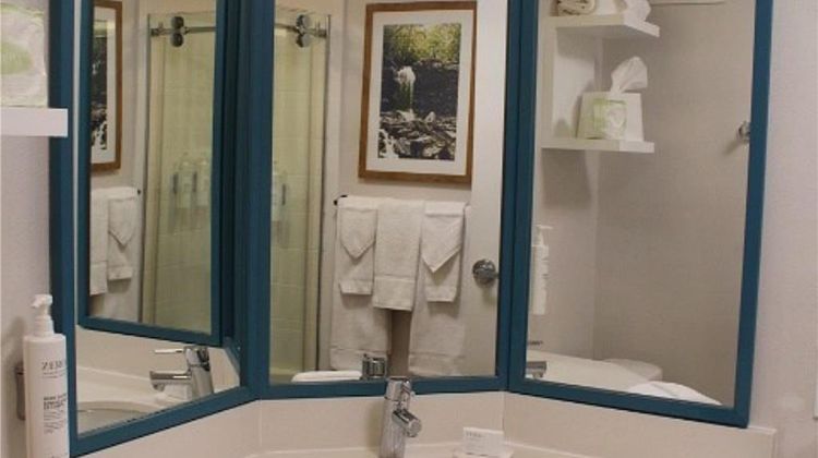 Hampton Inn Summersville Room