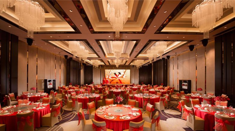 <b>Hilton Shenzhen Futian Meeting</b>. Images powered by <a href="https://iceportal.shijigroup.com/" title="IcePortal" target="_blank">IcePortal</a>.