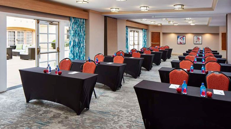 <b>Hilton Garden Inn Valencia Six Flags Meeting</b>. Images powered by <a href="https://iceportal.shijigroup.com/" title="IcePortal" target="_blank">IcePortal</a>.
