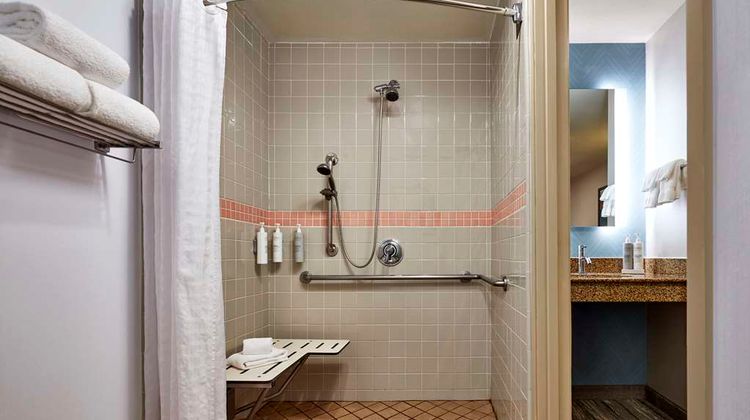 Hilton Garden Inn Valencia Six Flags Room